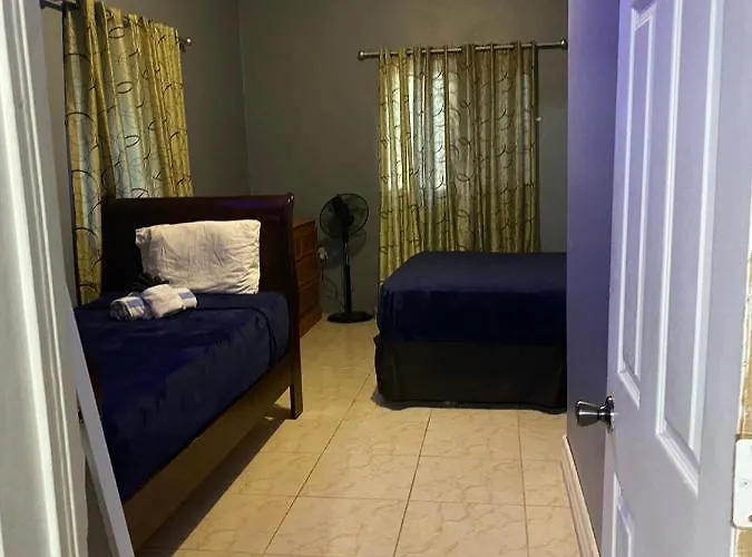 A Taste Of Jamaica Lavern's Place Apartamento Ocho Ríos