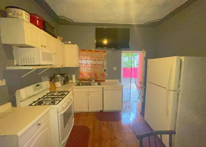 A Taste Of Jamaica Lavern's Place Apartamento *