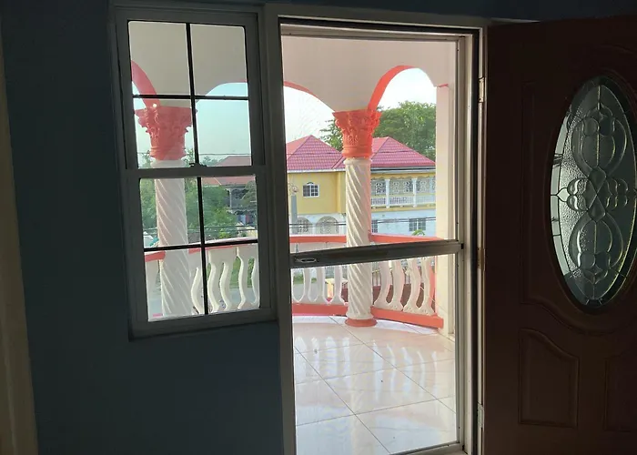 A Taste Of Jamaica Lavern's Place *